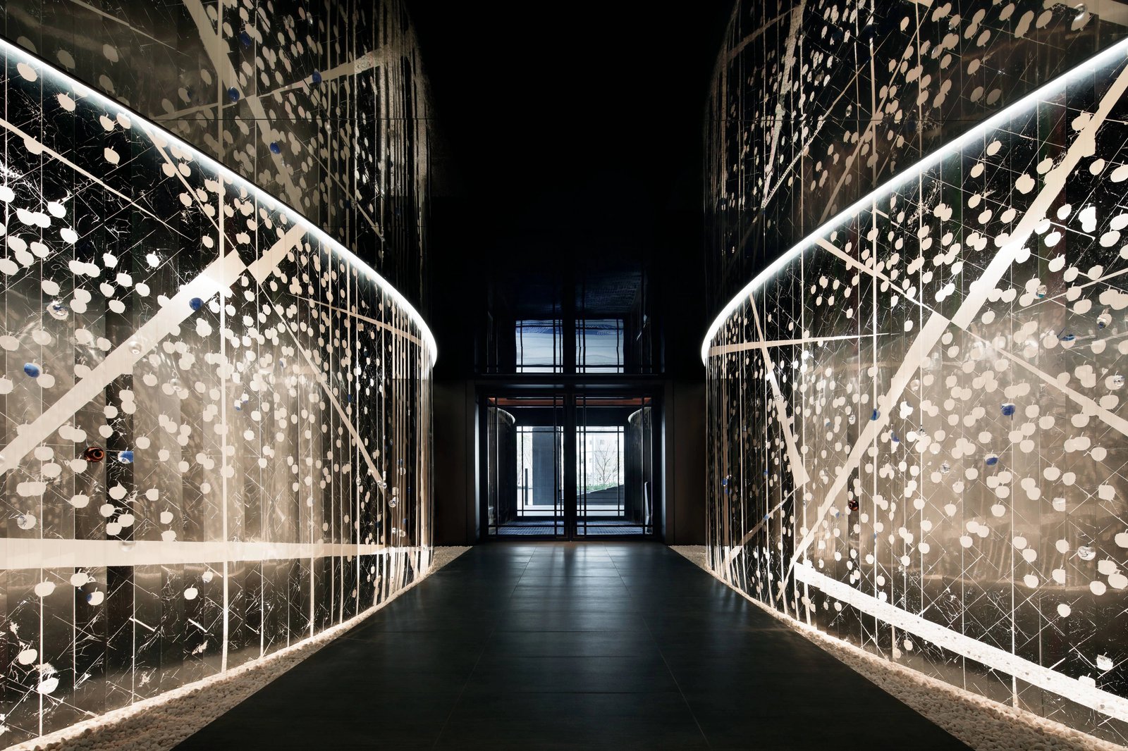 Mesm Tokyo, Autograph Collection — vibe