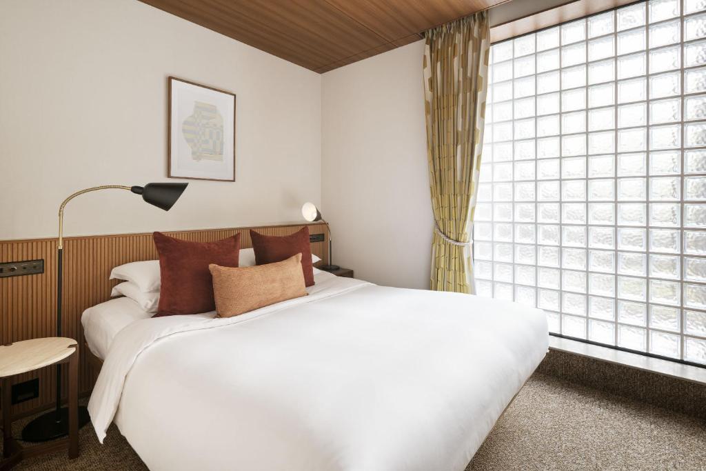 The Aoyama Grand Hotel — rooms