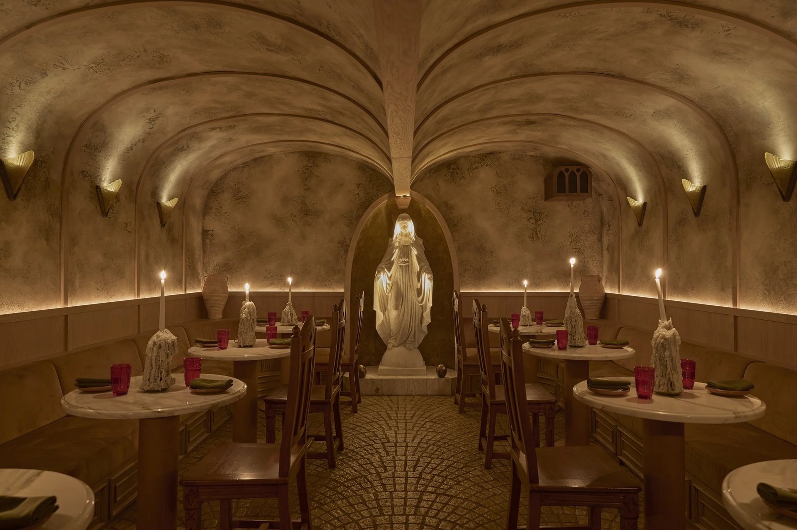 Lafayette Hotel, quixote