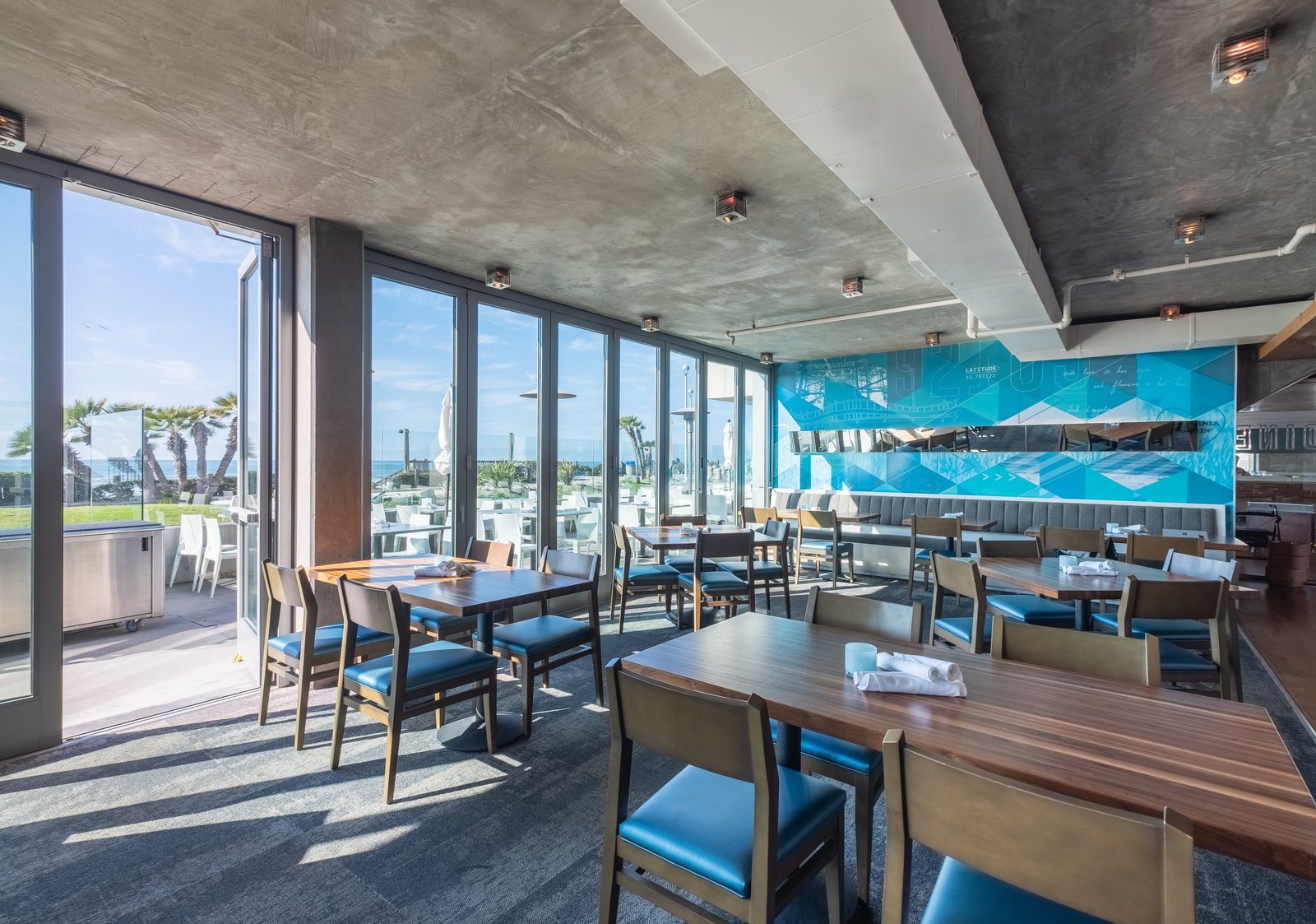 TOWER23 Hotel — eat & drink