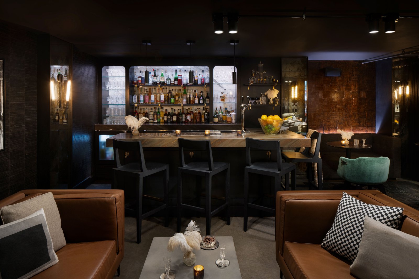 Moxy San Diego Downtown/Gaslamp Quarter — eat & drink