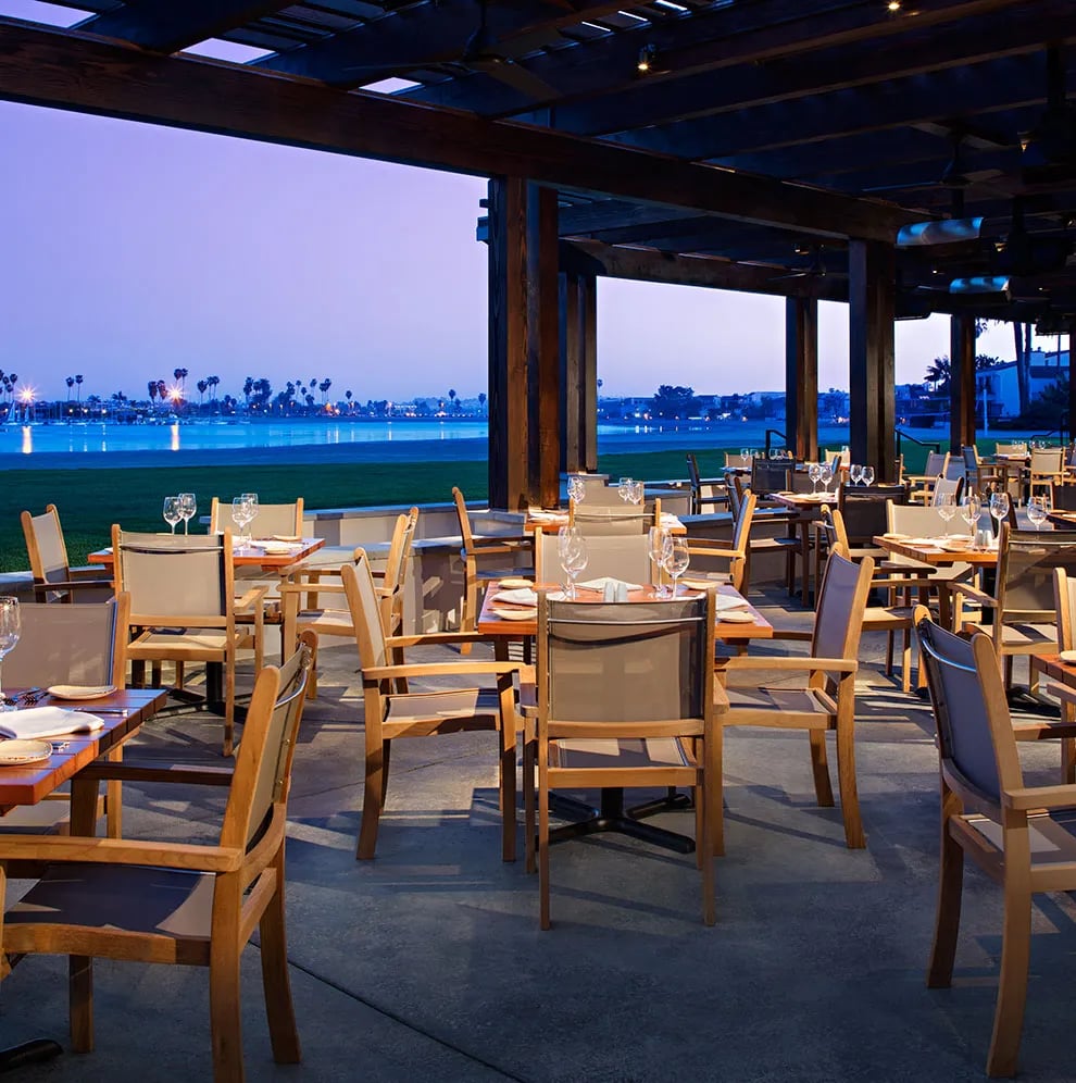 Catamaran Resort Hotel and Spa, oceana coastal kitchen