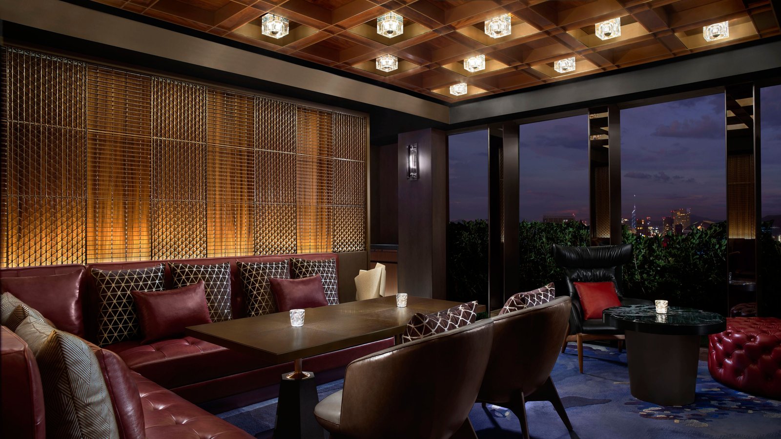 The Ritz-Carlton, Fukuoka — vibe