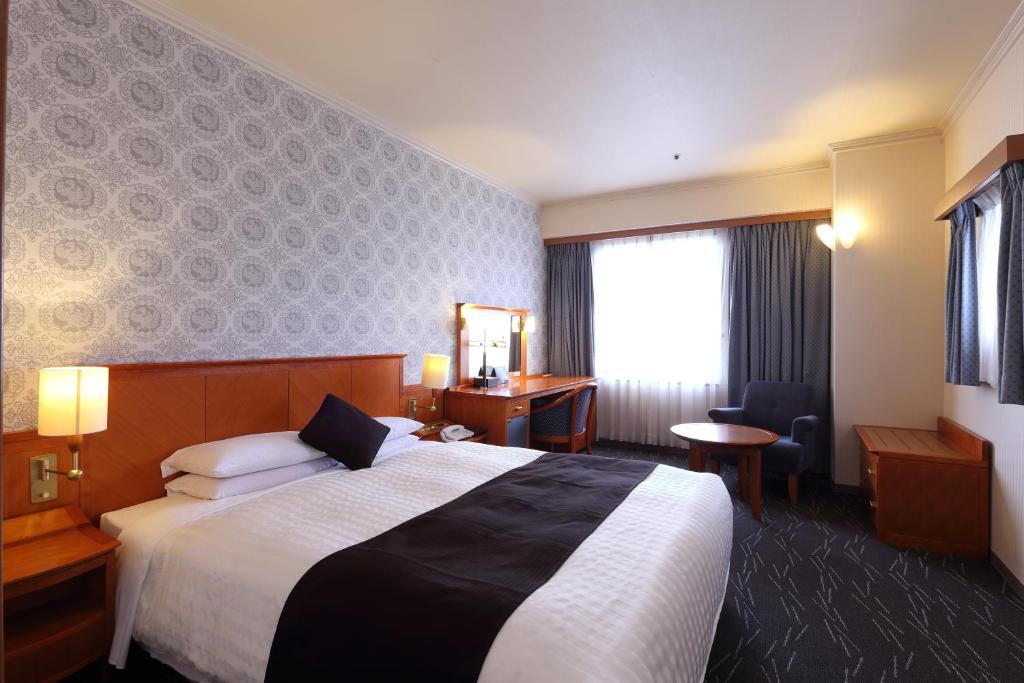 Nishitetsu Grand Hotel — rooms