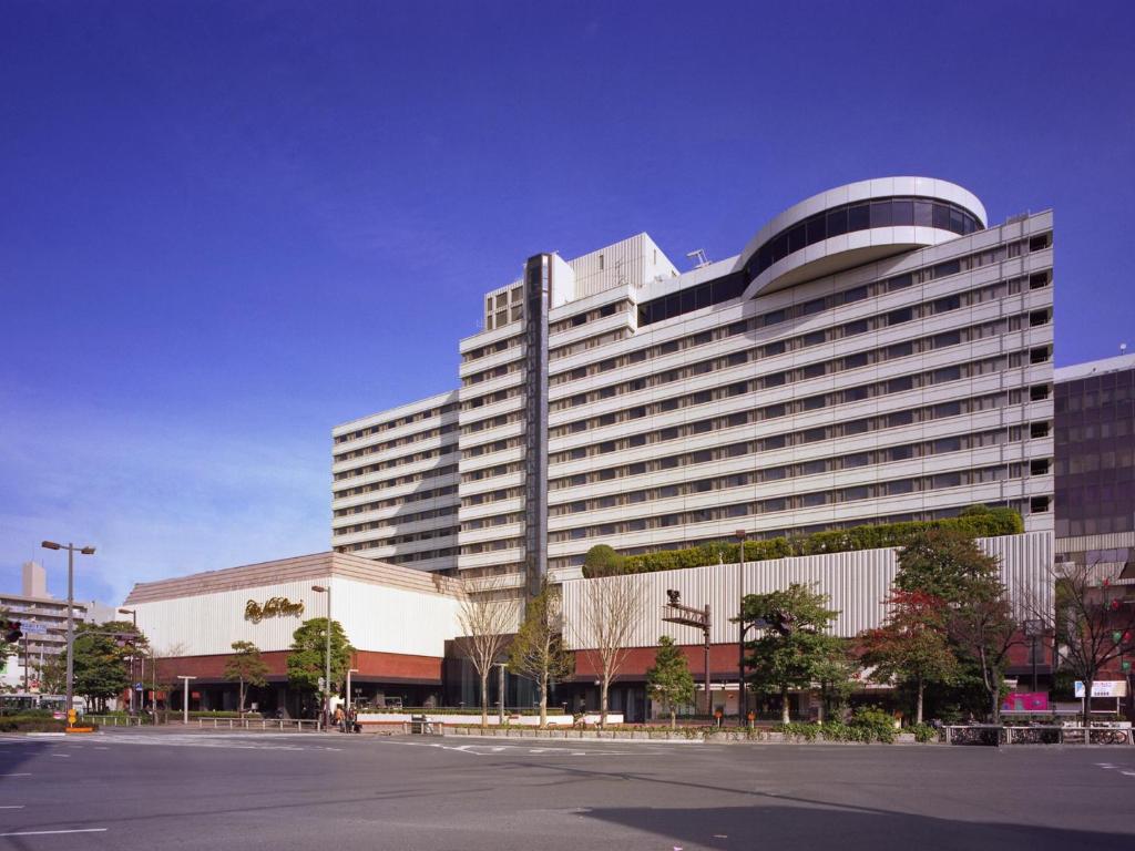 Hotel New Otani Hakata — backstory