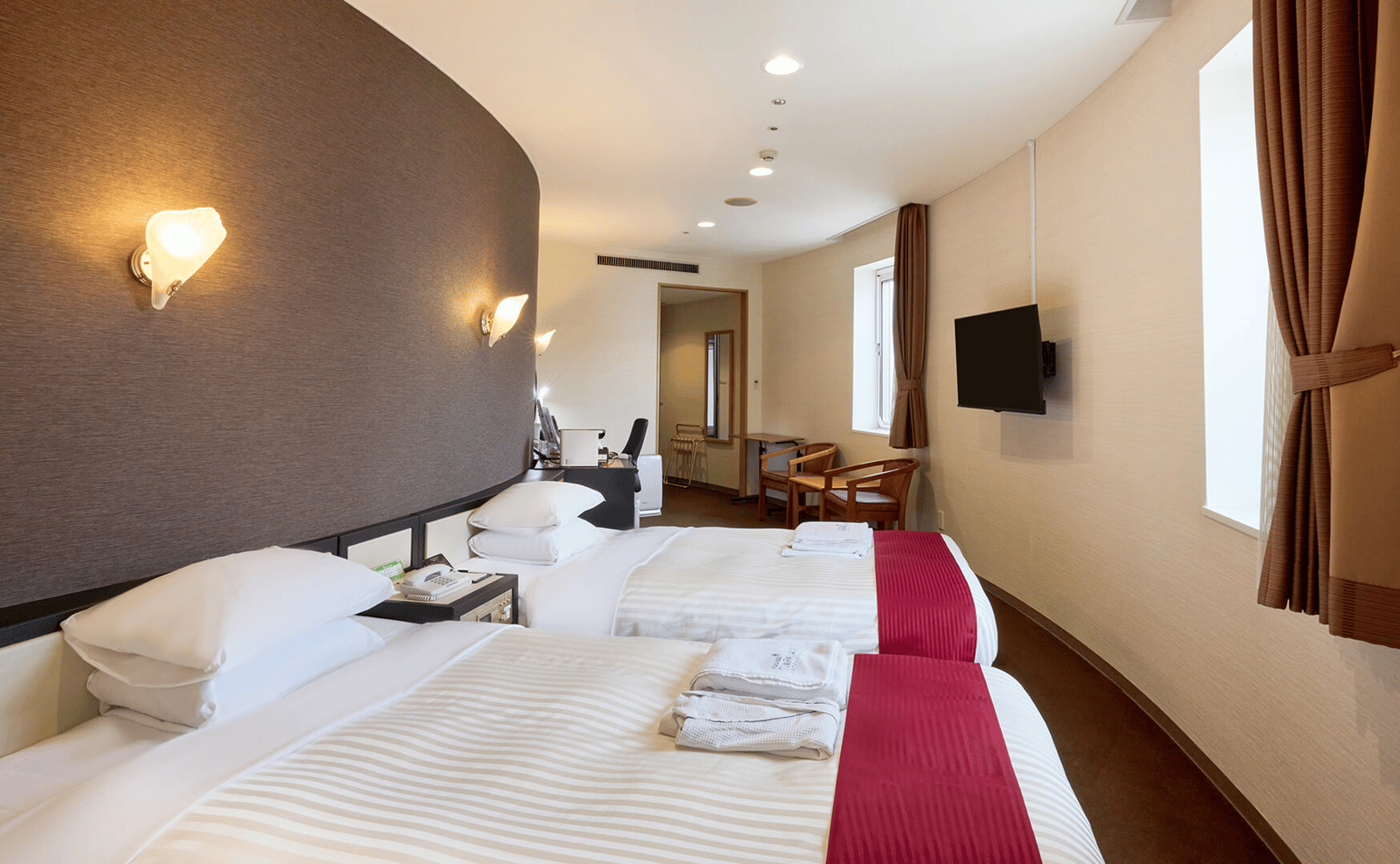 Sun Palace Hotel — rooms