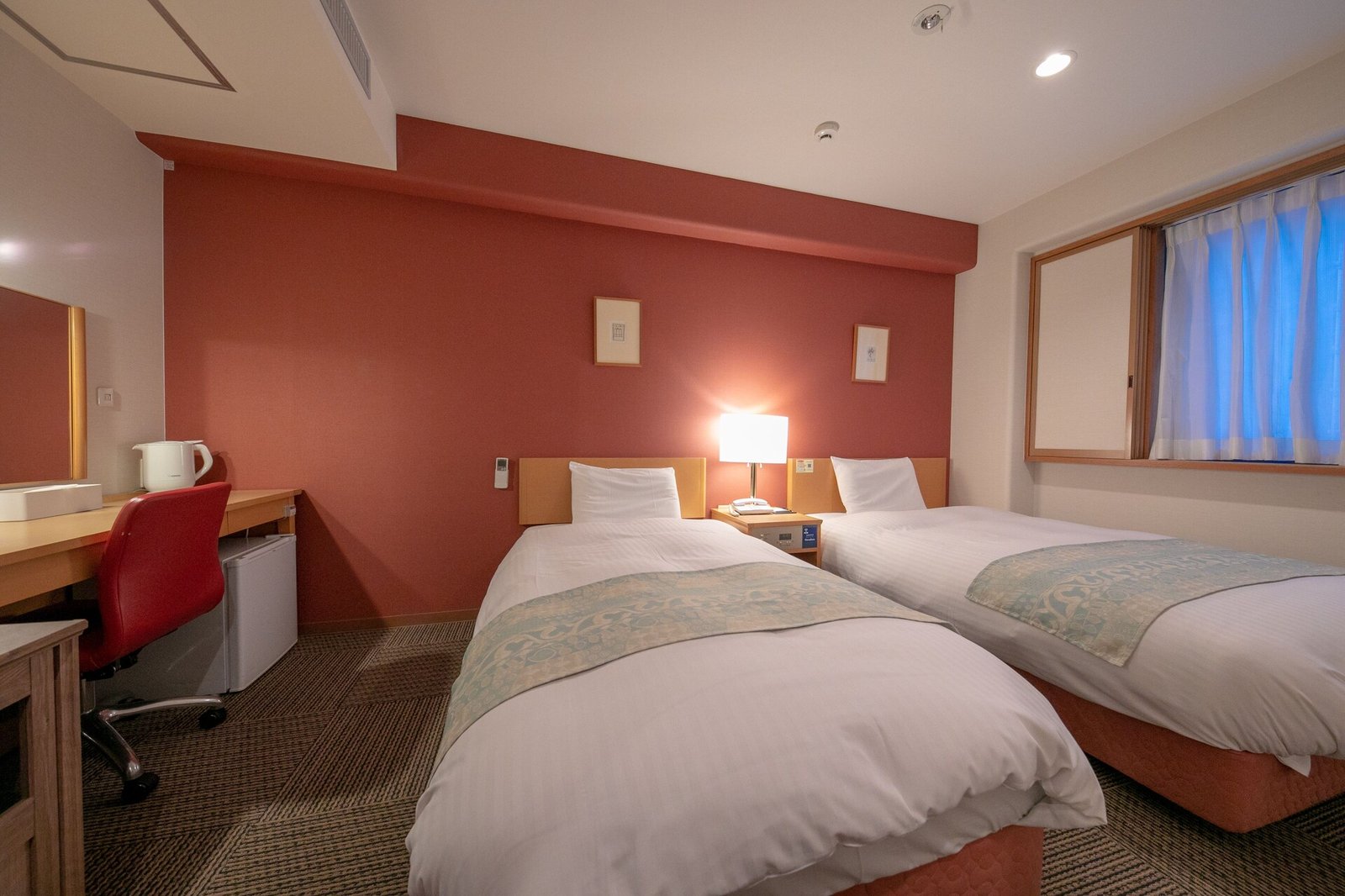 Fukuoka Floral Inn Nishinakasu — rooms