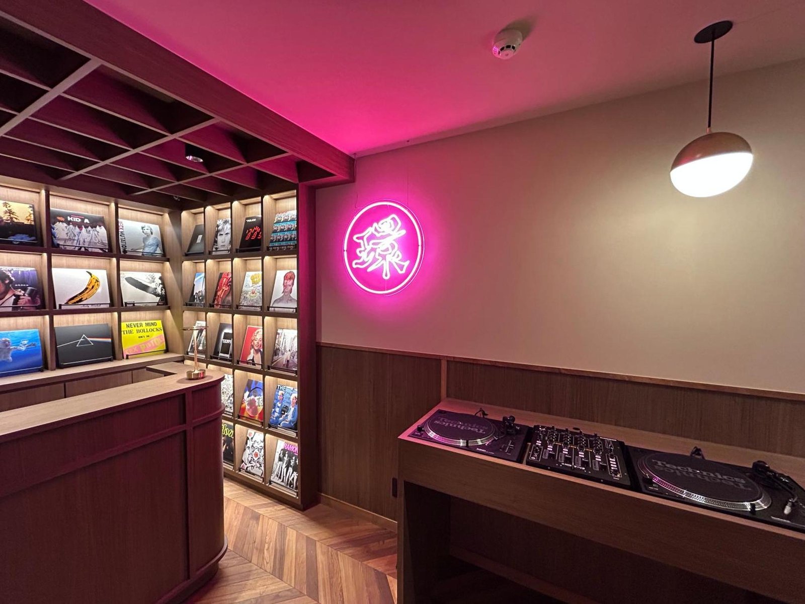 Band Hotel Hakata
