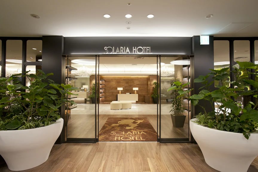 Solaria Nishitetsu Hotel — vibe