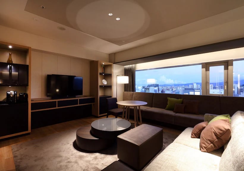 Solaria Nishitetsu Hotel — rooms