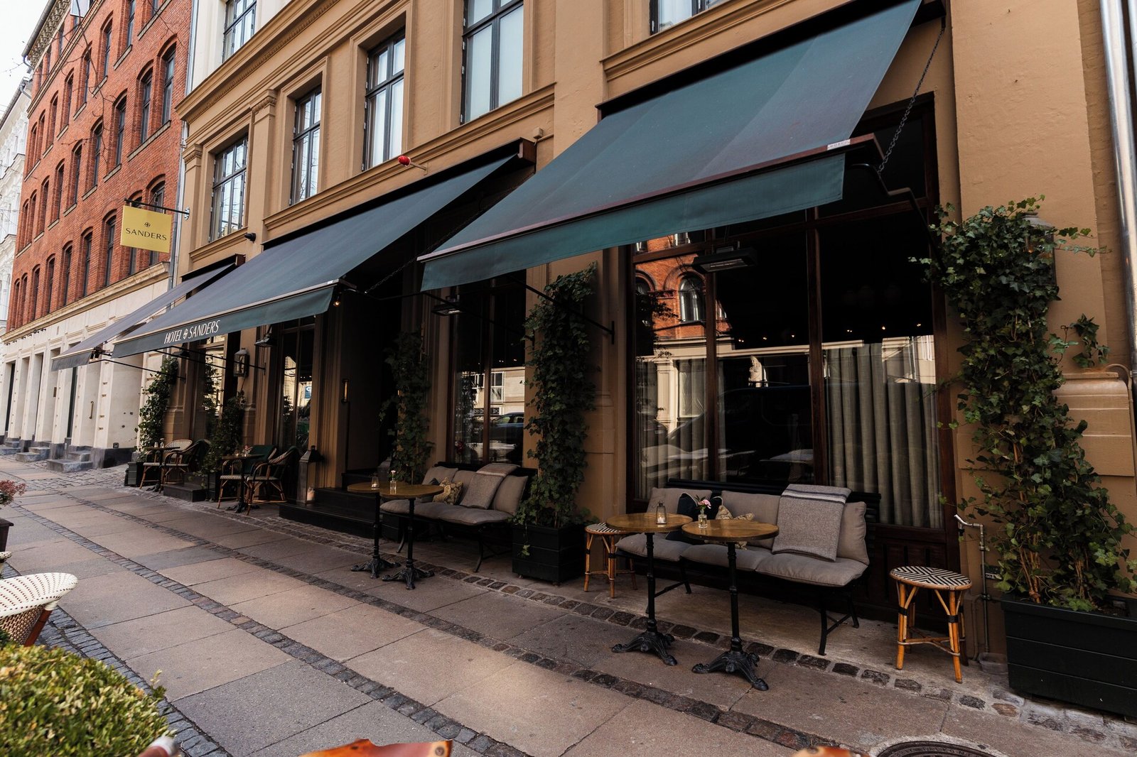 Hotel Sanders — eat & drink