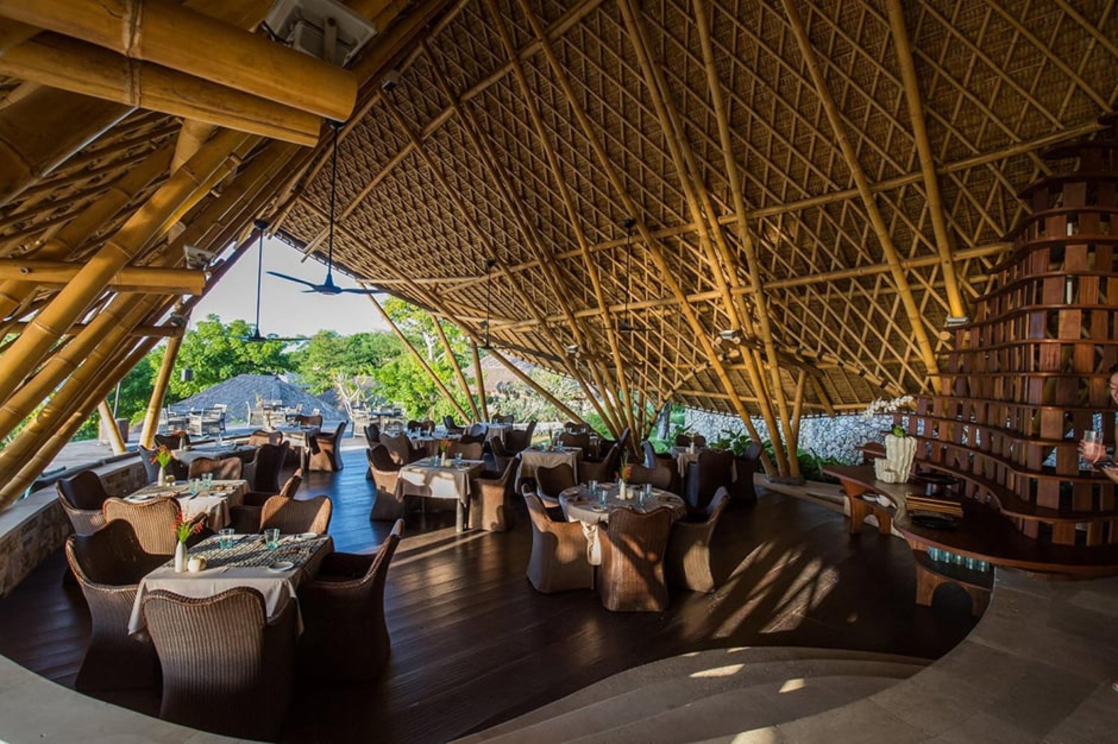 Suarga Padang Padang — eat & drink