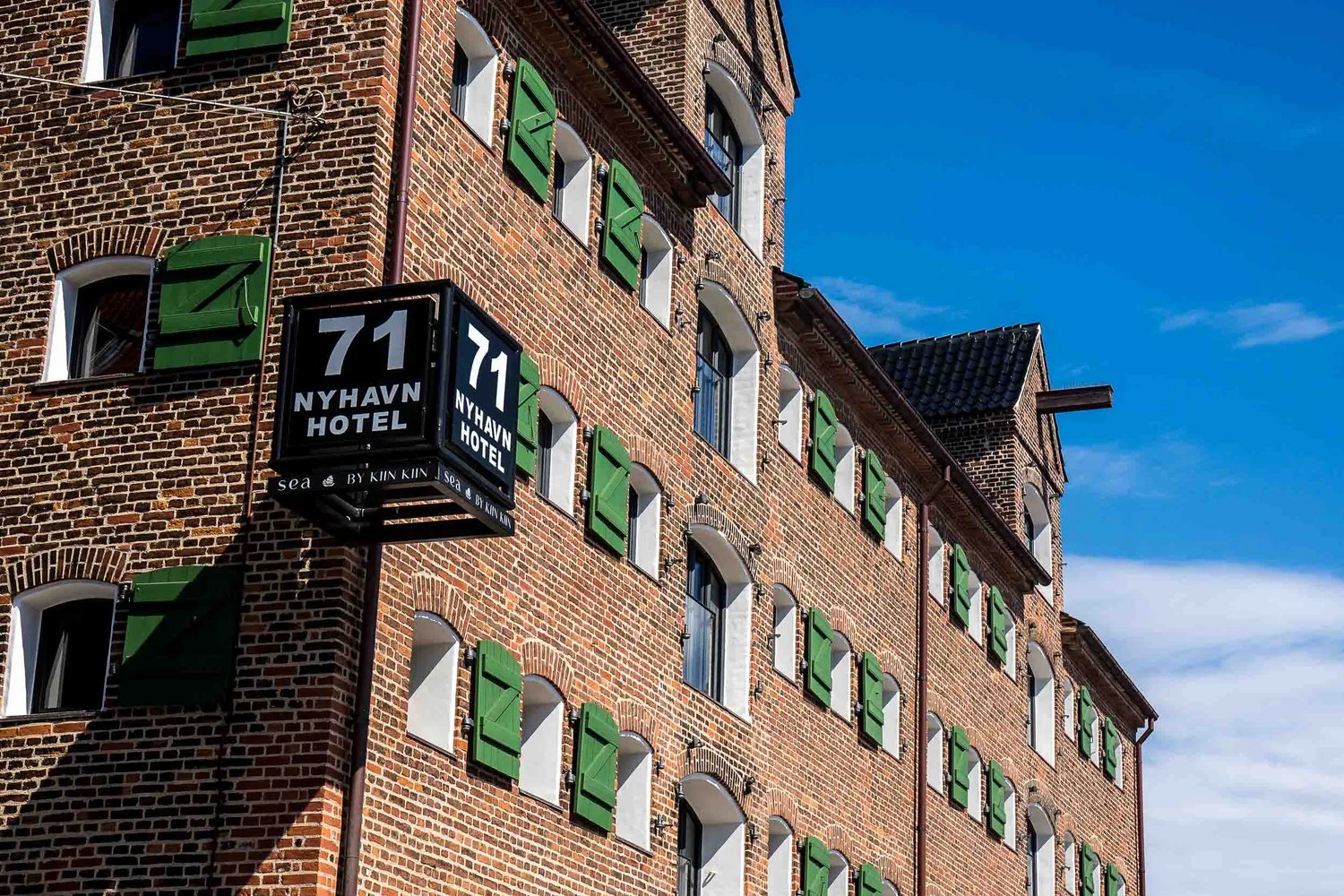 71 Nyhavn Hotel — backstory