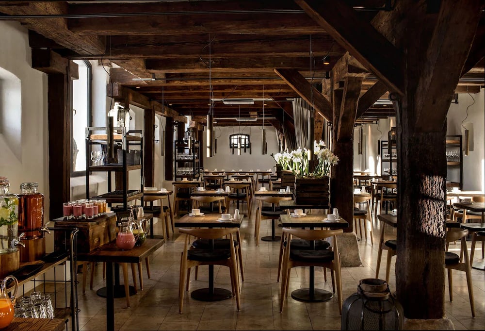 71 Nyhavn Hotel — eat & drink