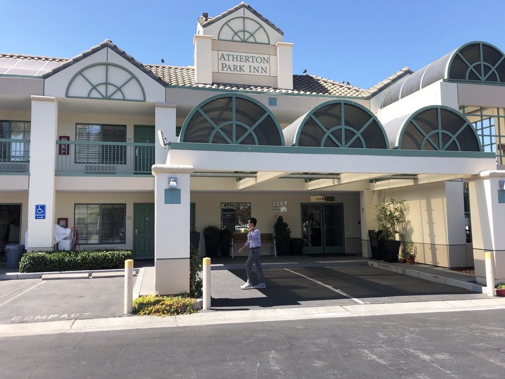 Atherton Park Inn & Suites
