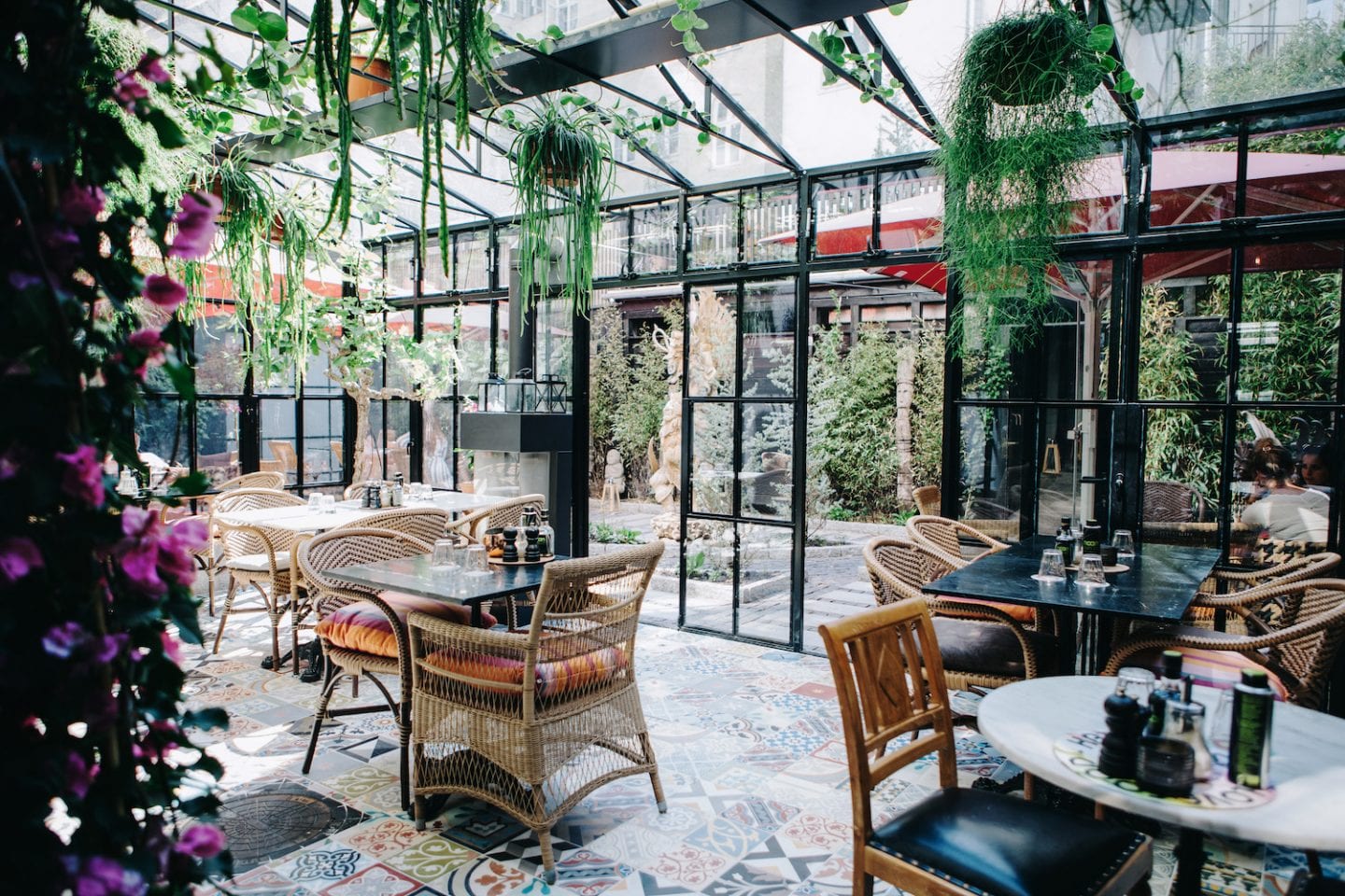 Axel Guldsmeden Hotels — vibe