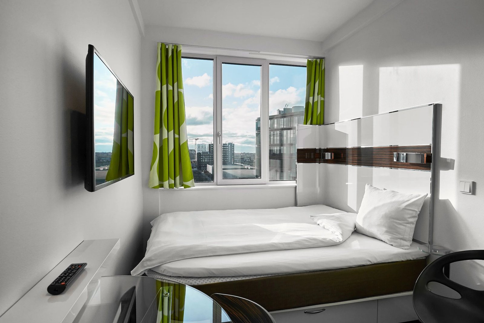 Wakeup Copenhagen Bernstorffsgade — rooms