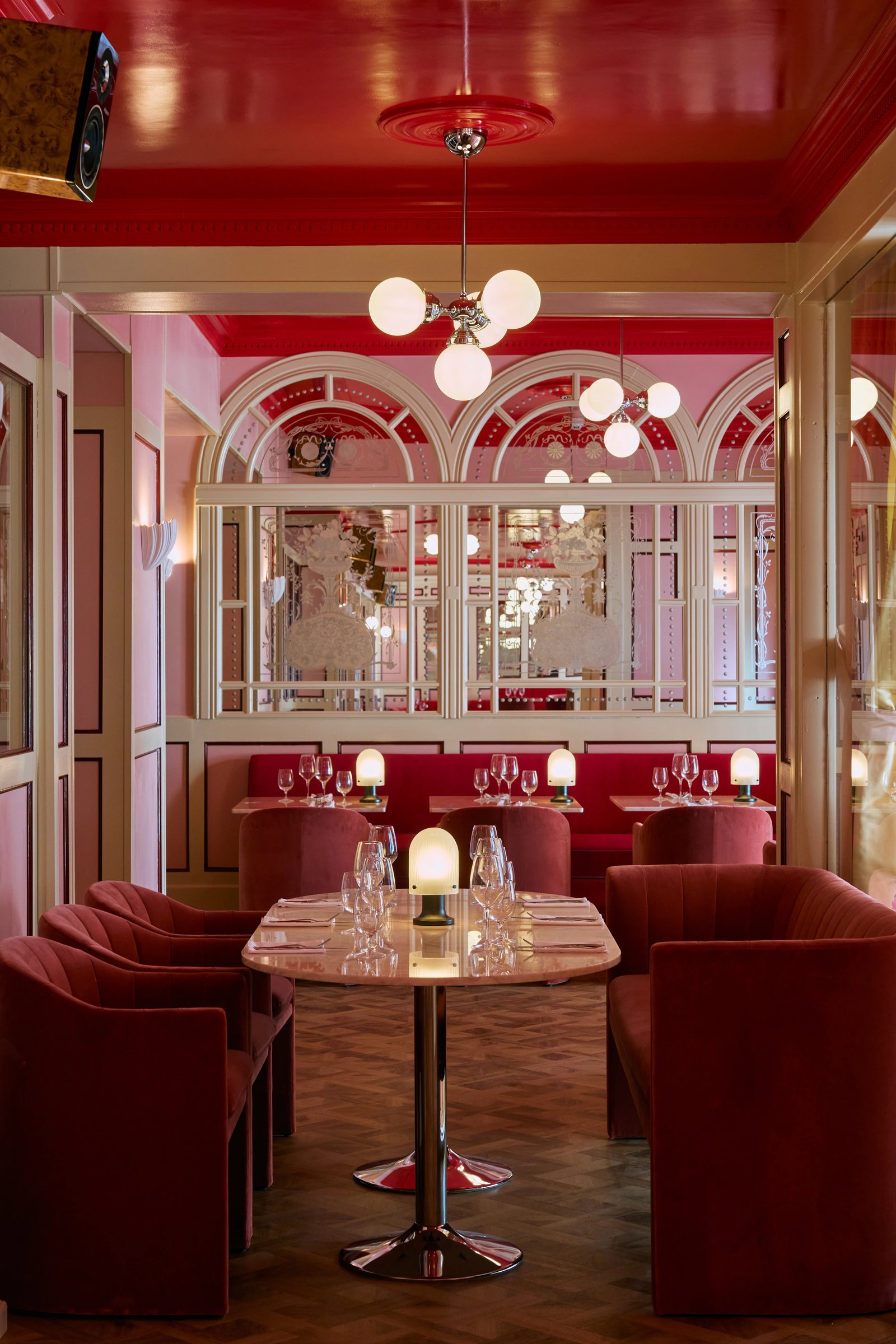 Hotel Bella Grande, donna