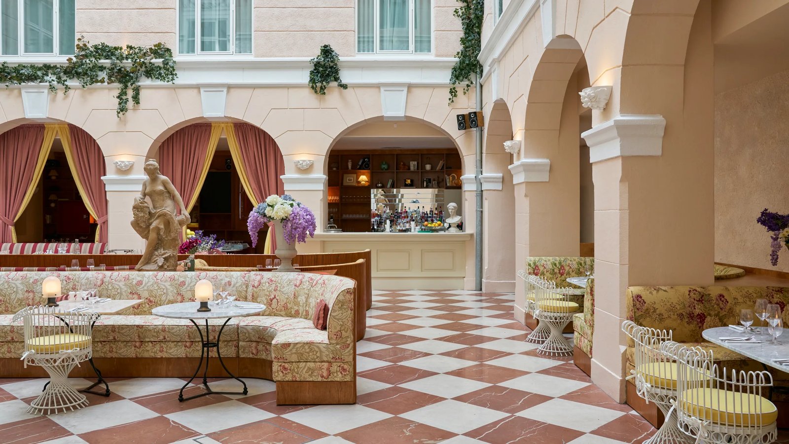Hotel Bella Grande — eat & drink
