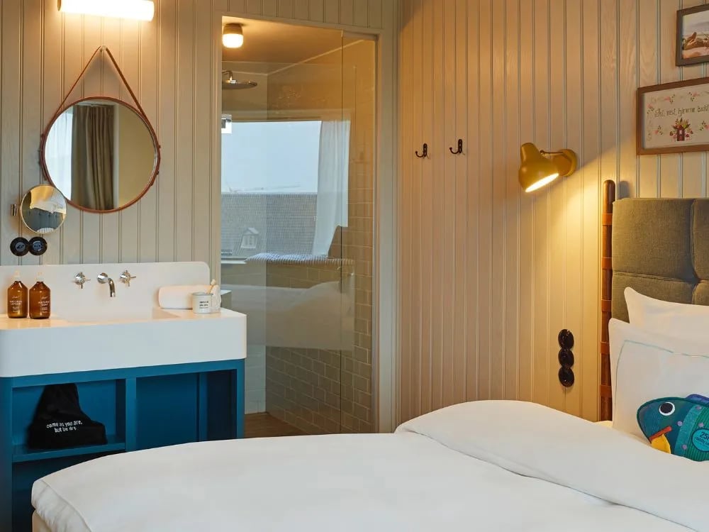 25hours Hotel Paper Island — rooms