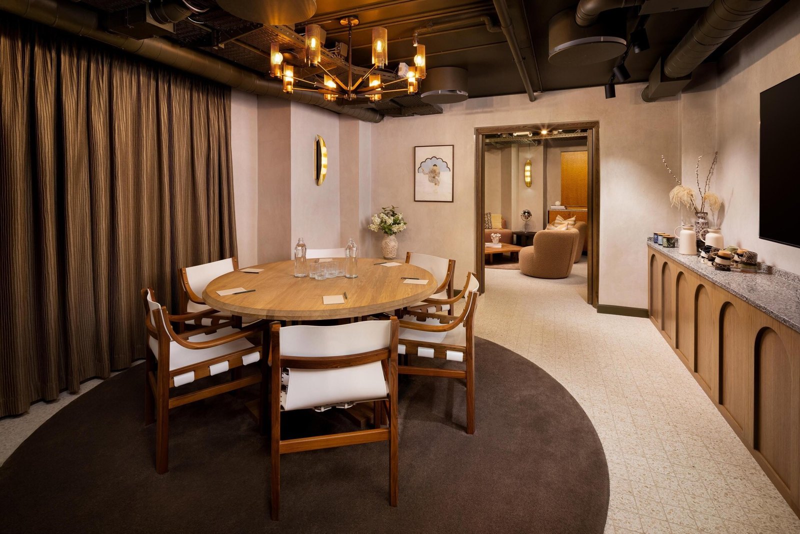 Hotel NH Copenhagen Grand Joanne — eat & drink