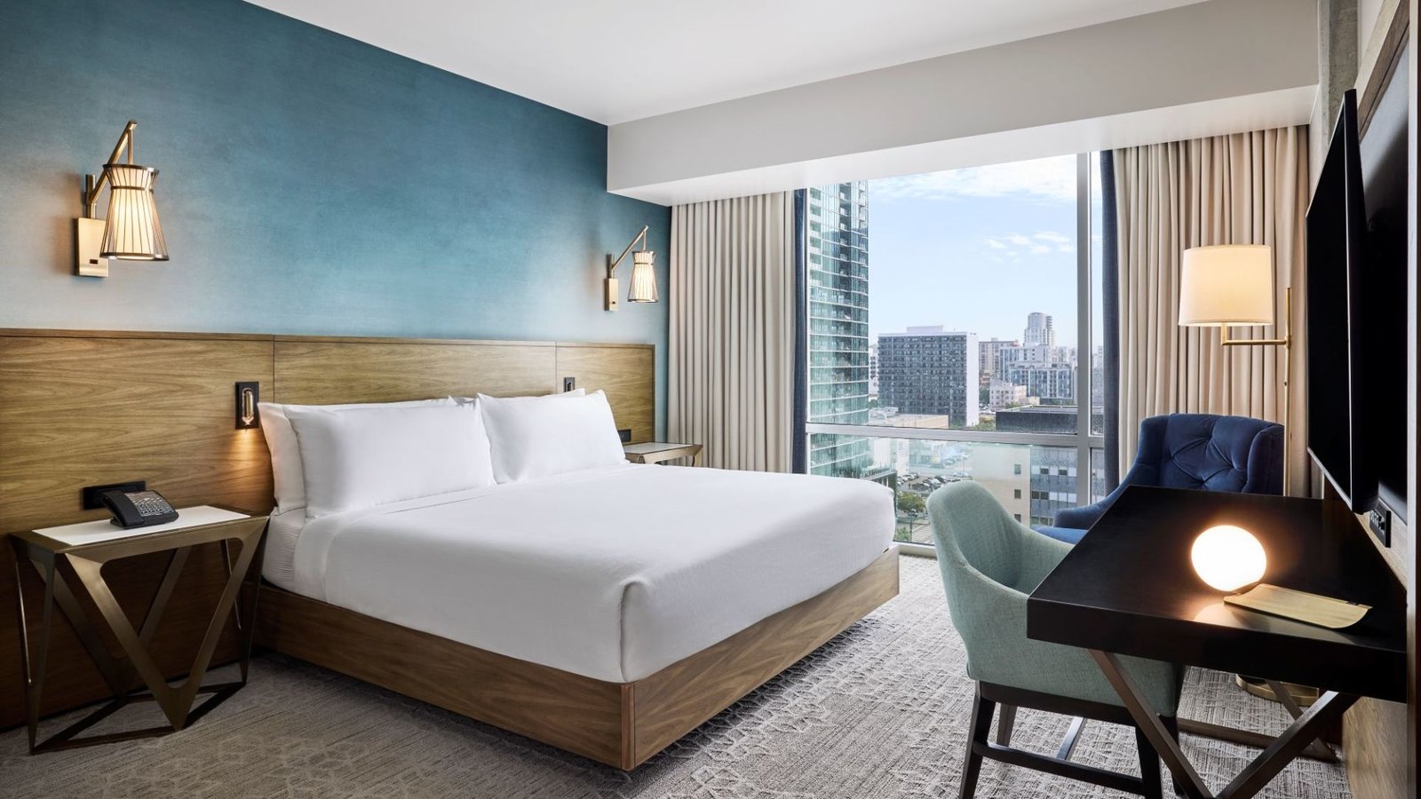 Carte Hotel San Diego Downtown, Curio Collection — rooms