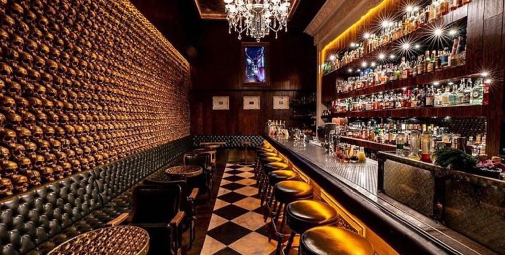 Pacific Terrace Hotel — eat & drink
