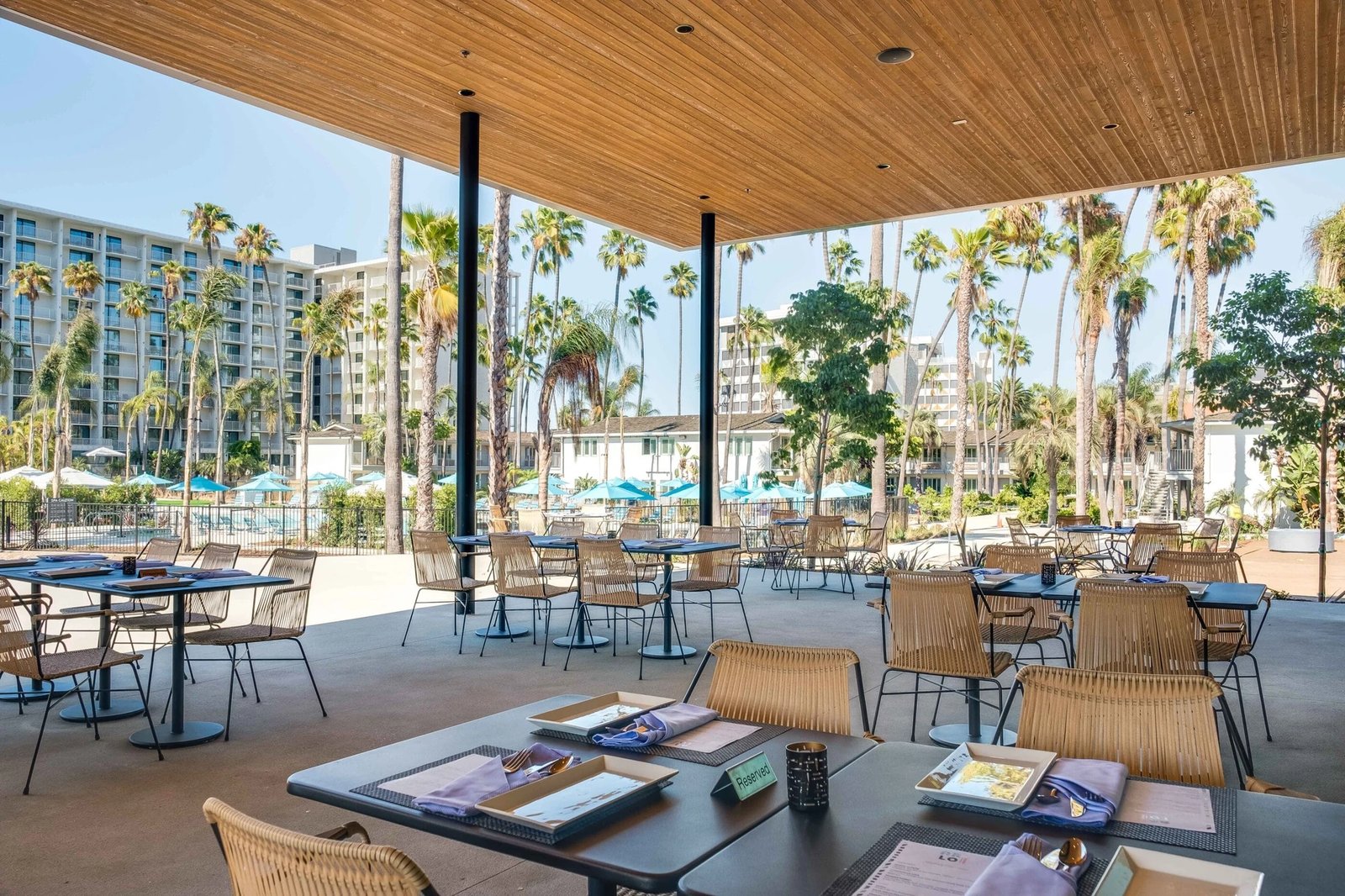 Town and Country Resort — vibe