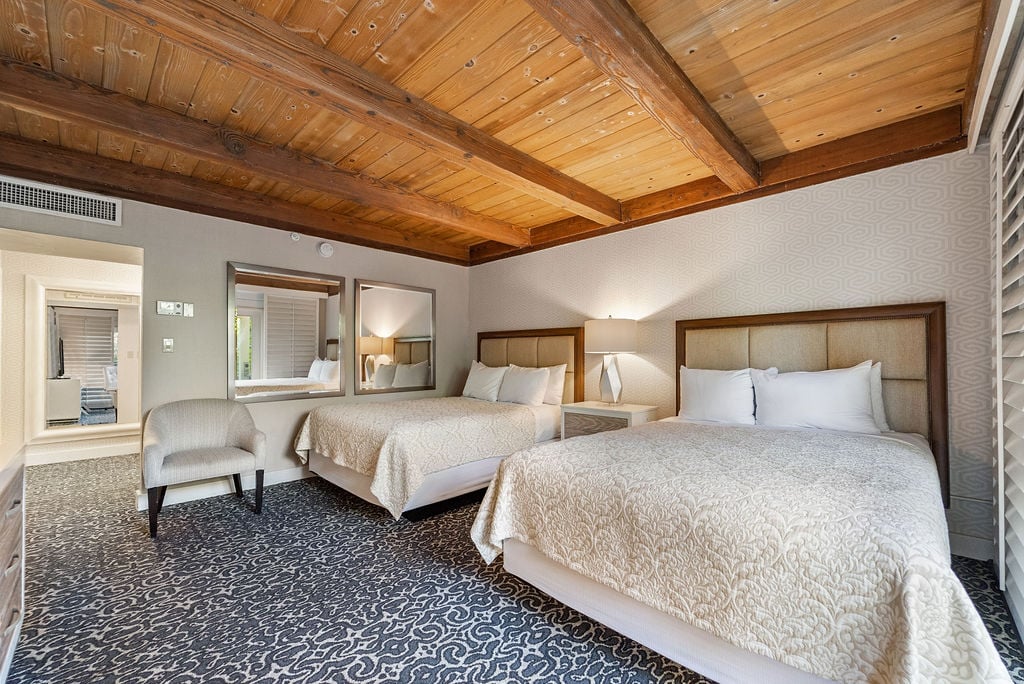 Humphreys Half Moon Inn — rooms