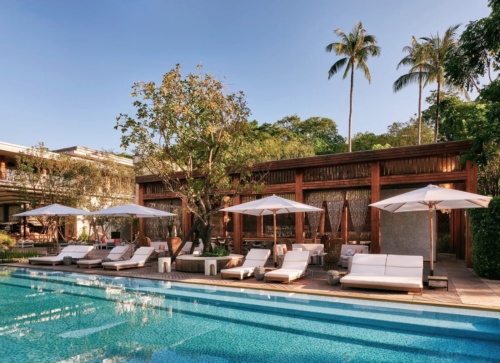Rosewood Phuket Hotel, at the table