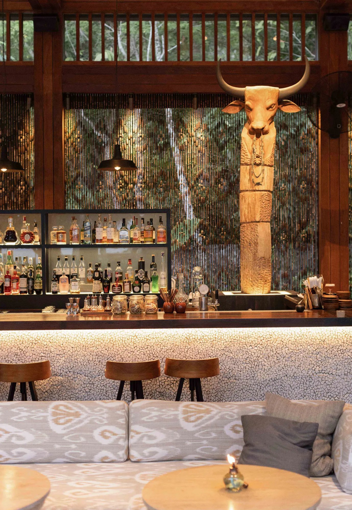 Rosewood Phuket Hotel — eat & drink