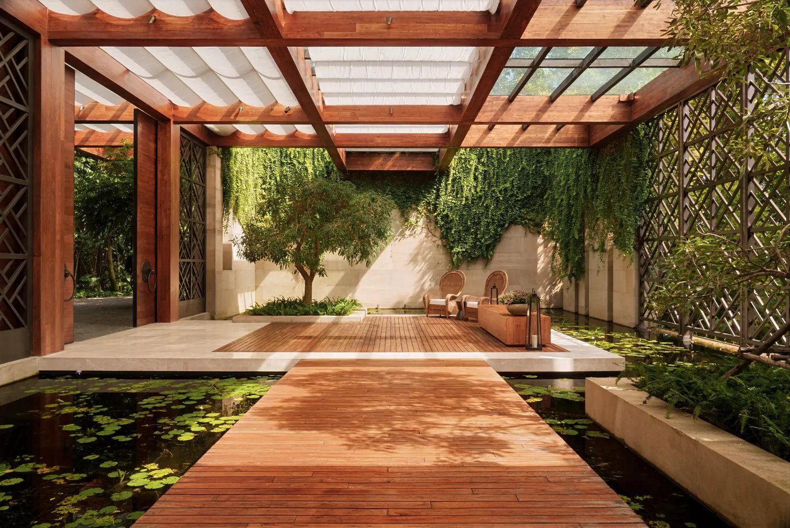 Rosewood Phuket Hotel — vibe