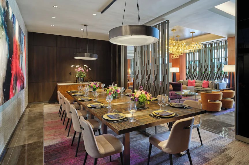 Four Seasons Hotel Silicon Valley at East Palo Alto — vibe