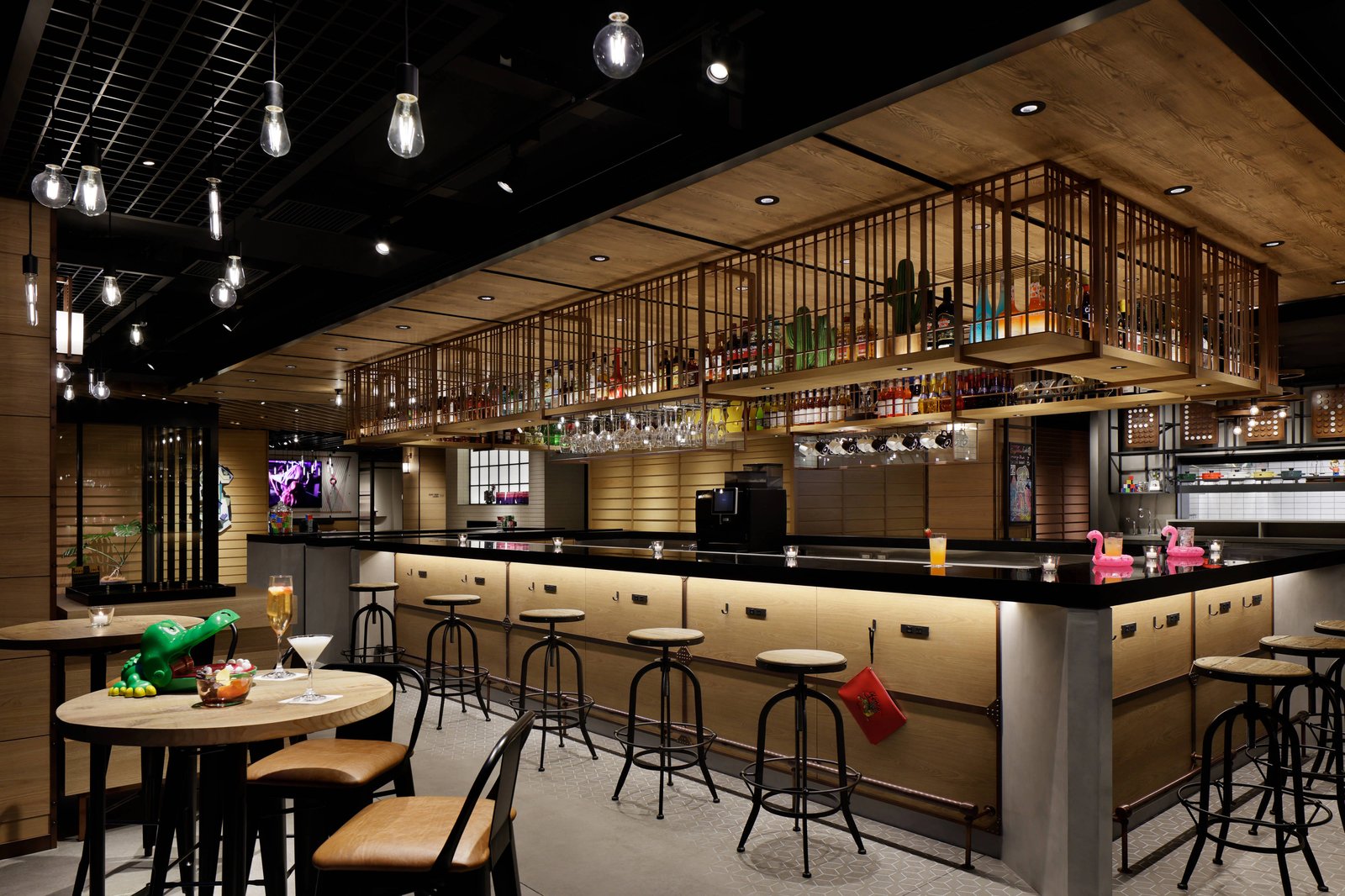Moxy Kyoto, bar moxy
