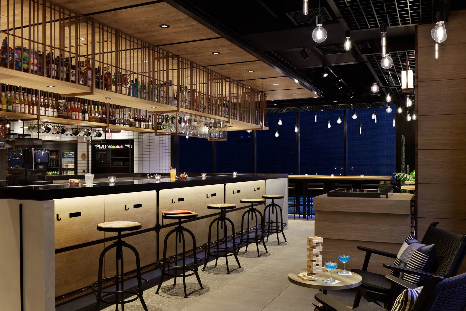 Moxy Kyoto, bar moxy