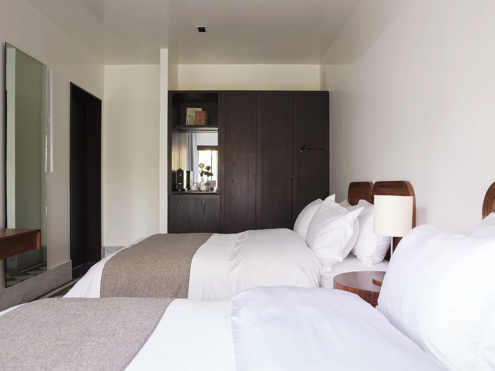 Hotel Dama — rooms