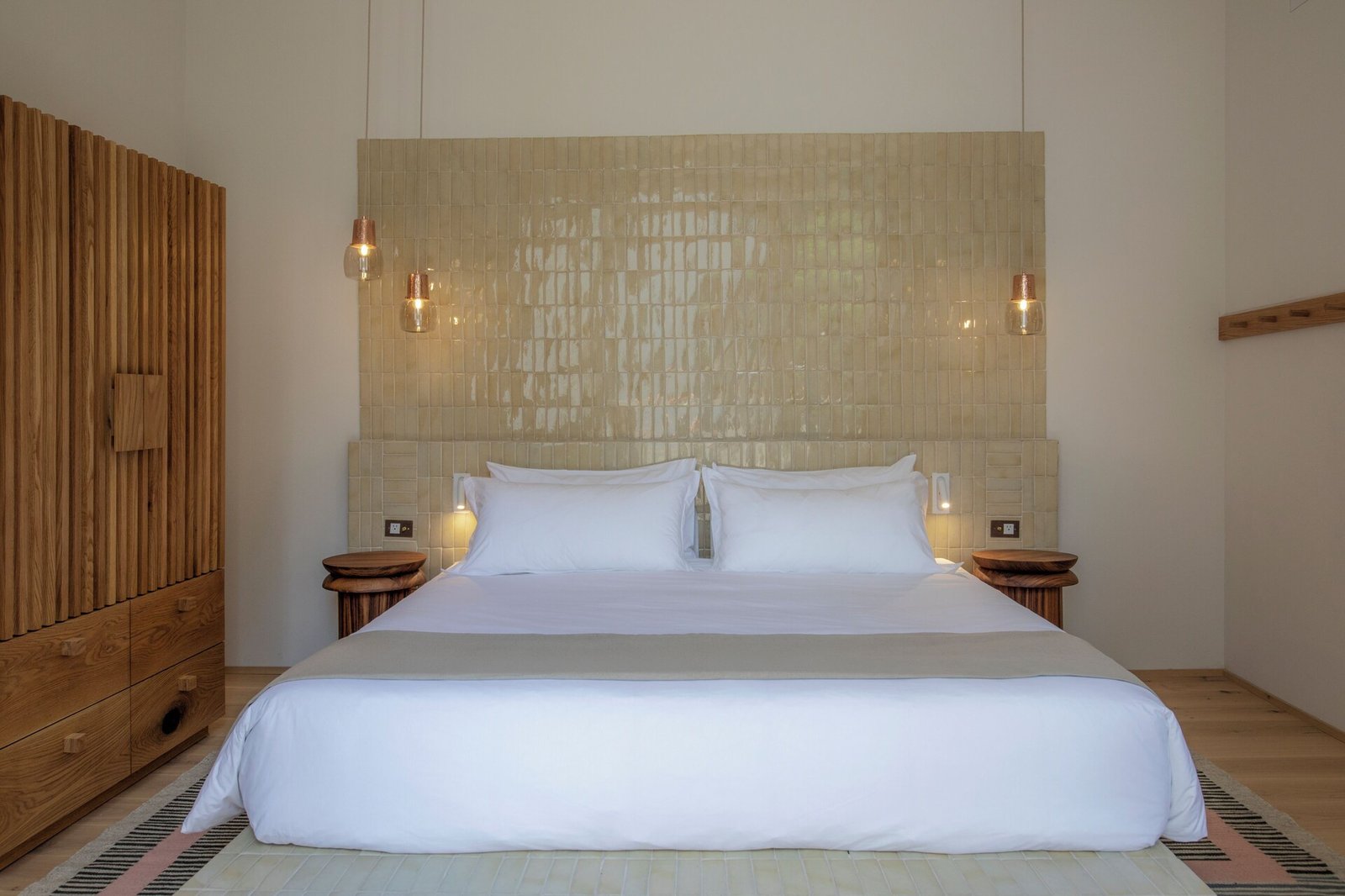 Hotel Casa Cuenca — rooms