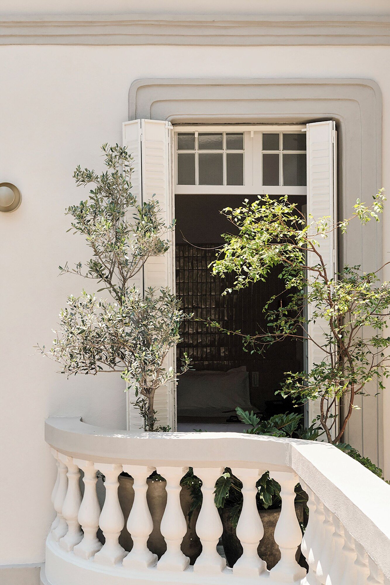 Hotel Casa Cuenca — backstory
