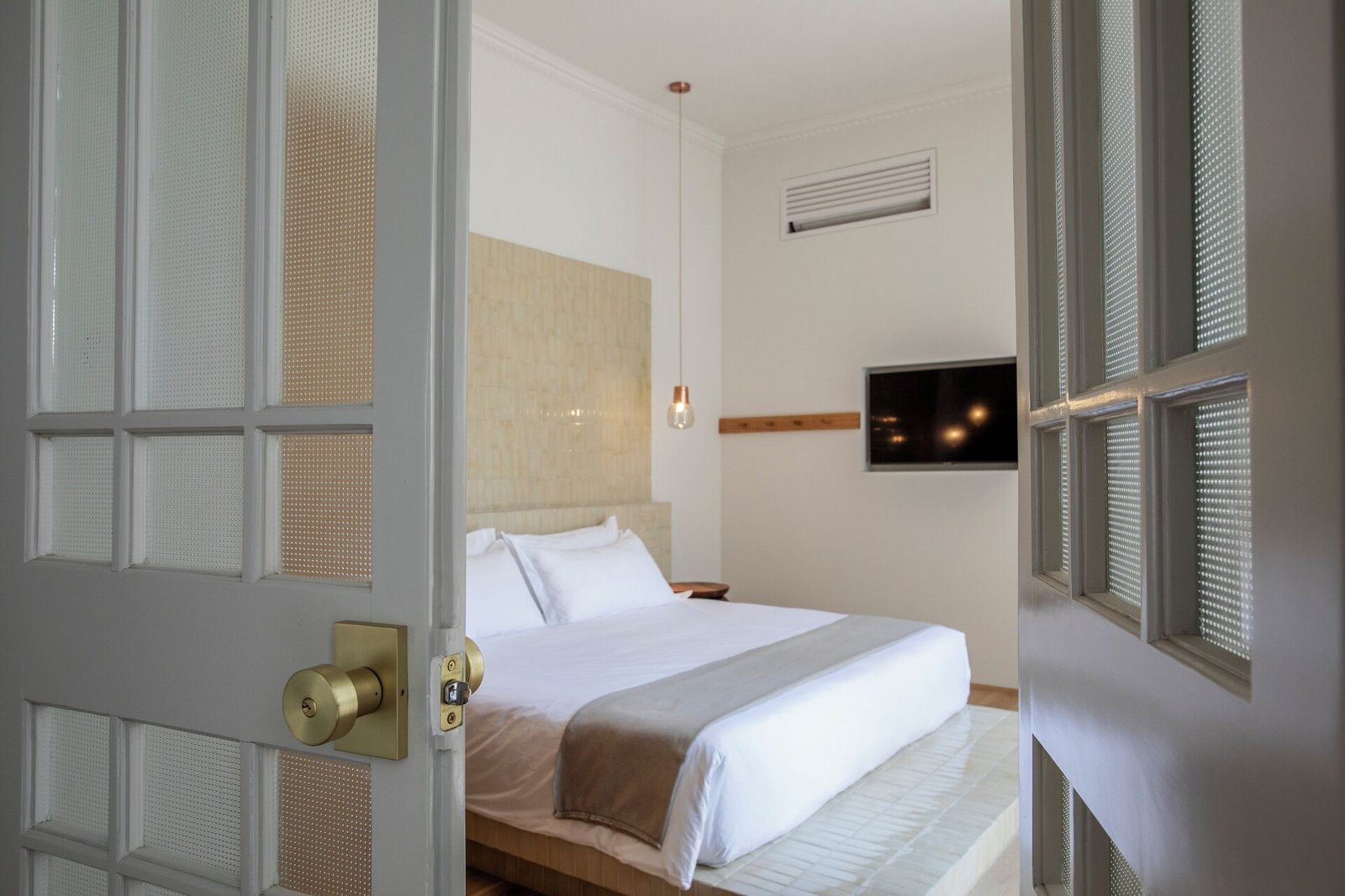 Hotel Casa Cuenca — rooms