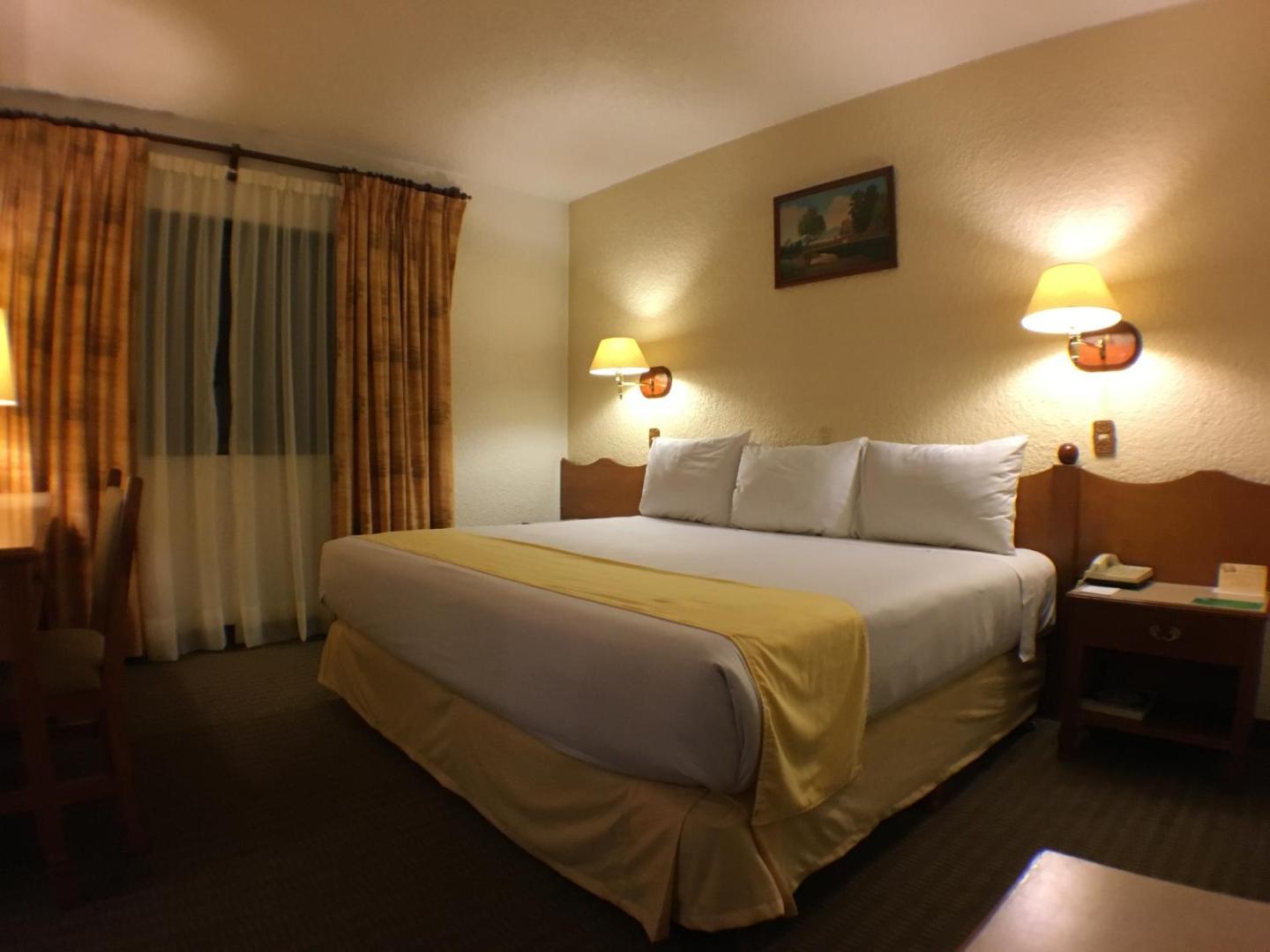 Hotel María Cristina — rooms