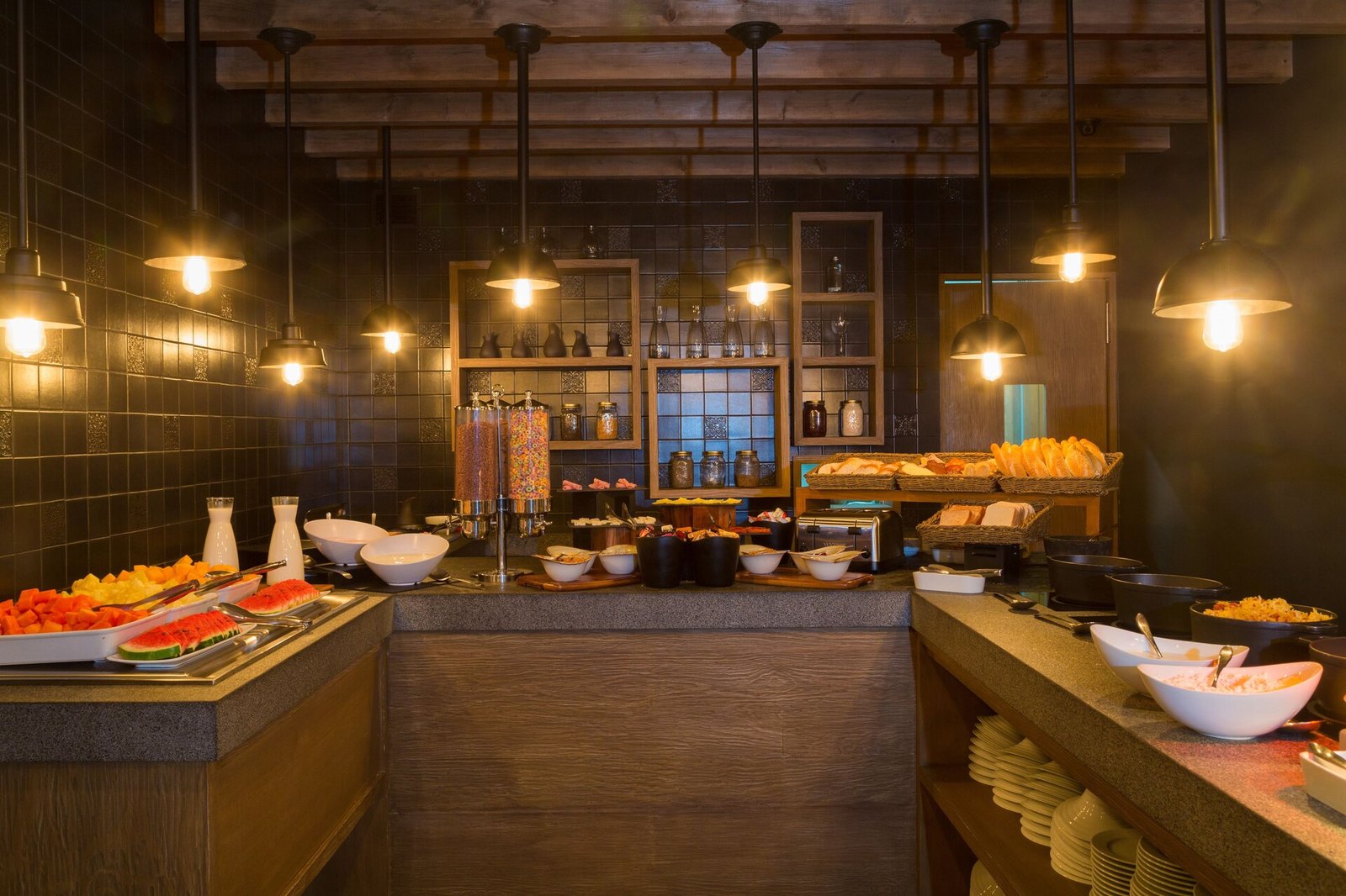 Hotel Histórico Central — eat & drink
