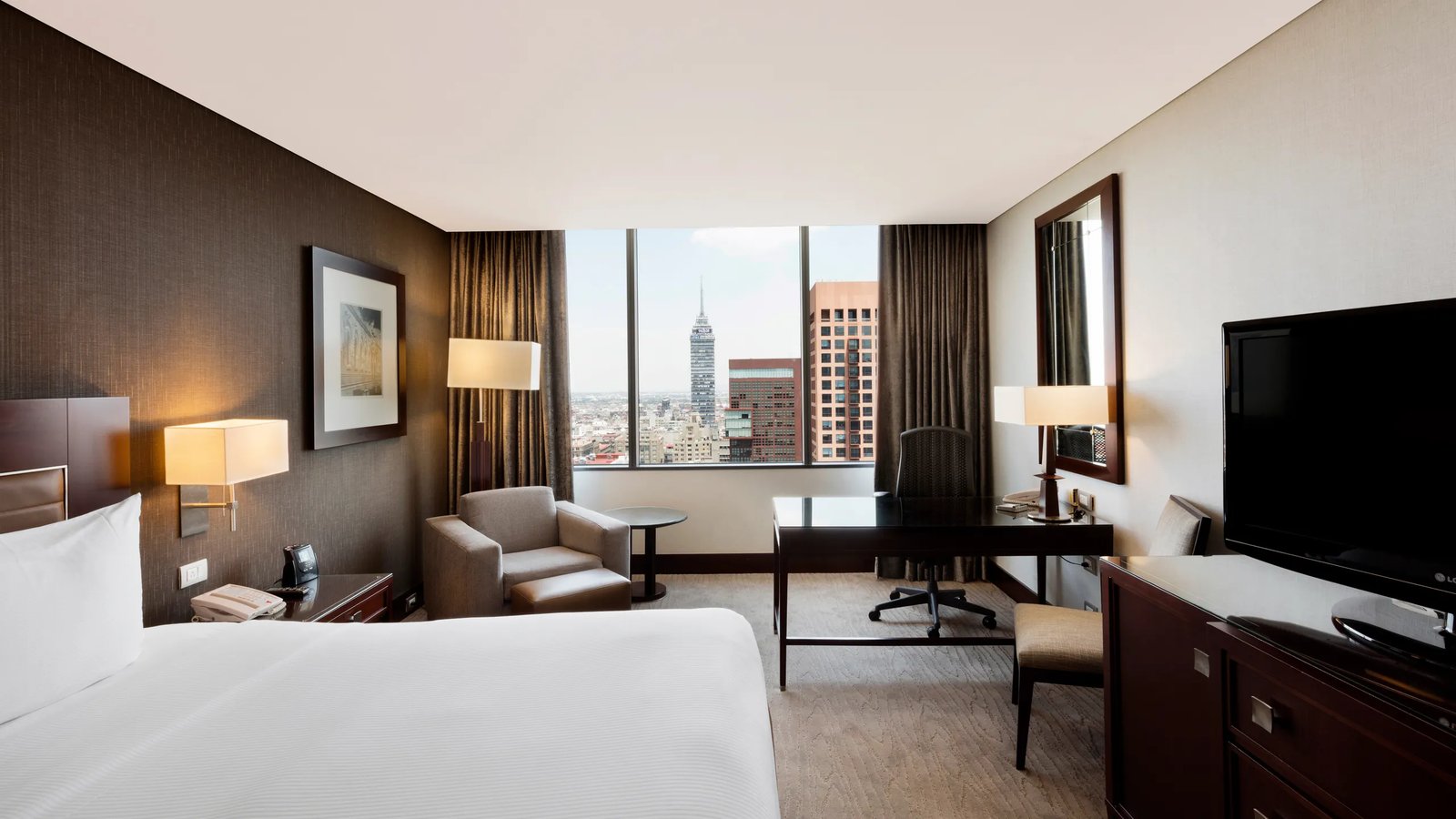 Hilton Mexico City Reforma — rooms