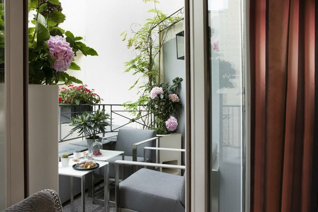 Hôtel Baume — vibe