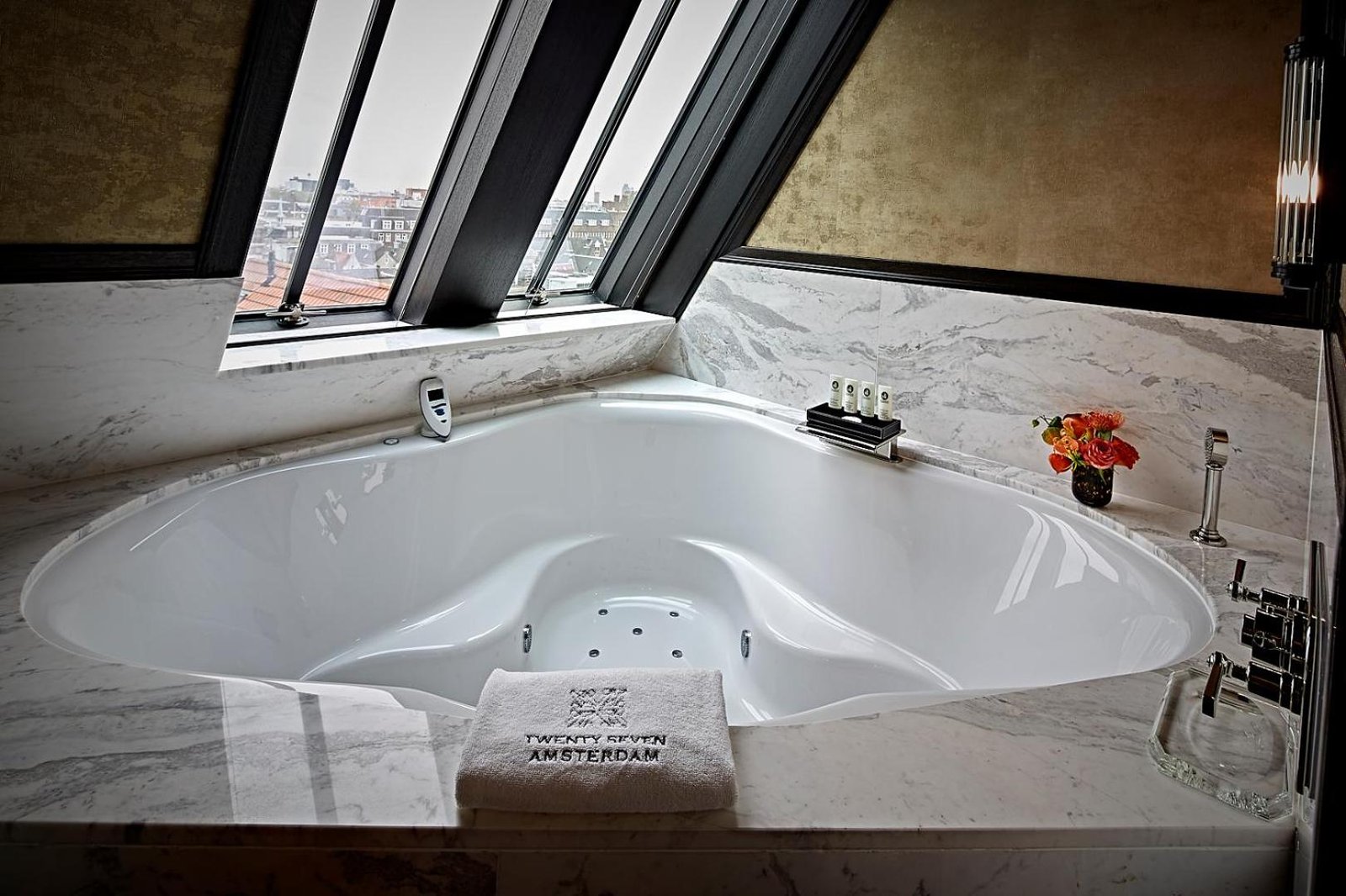 Hotel TwentySeven — rooms