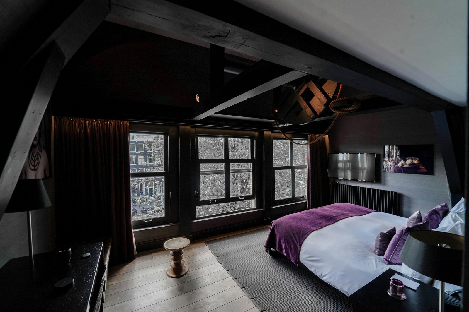 Canal House — rooms