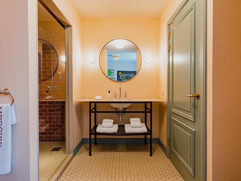 Hotel Mercier — rooms