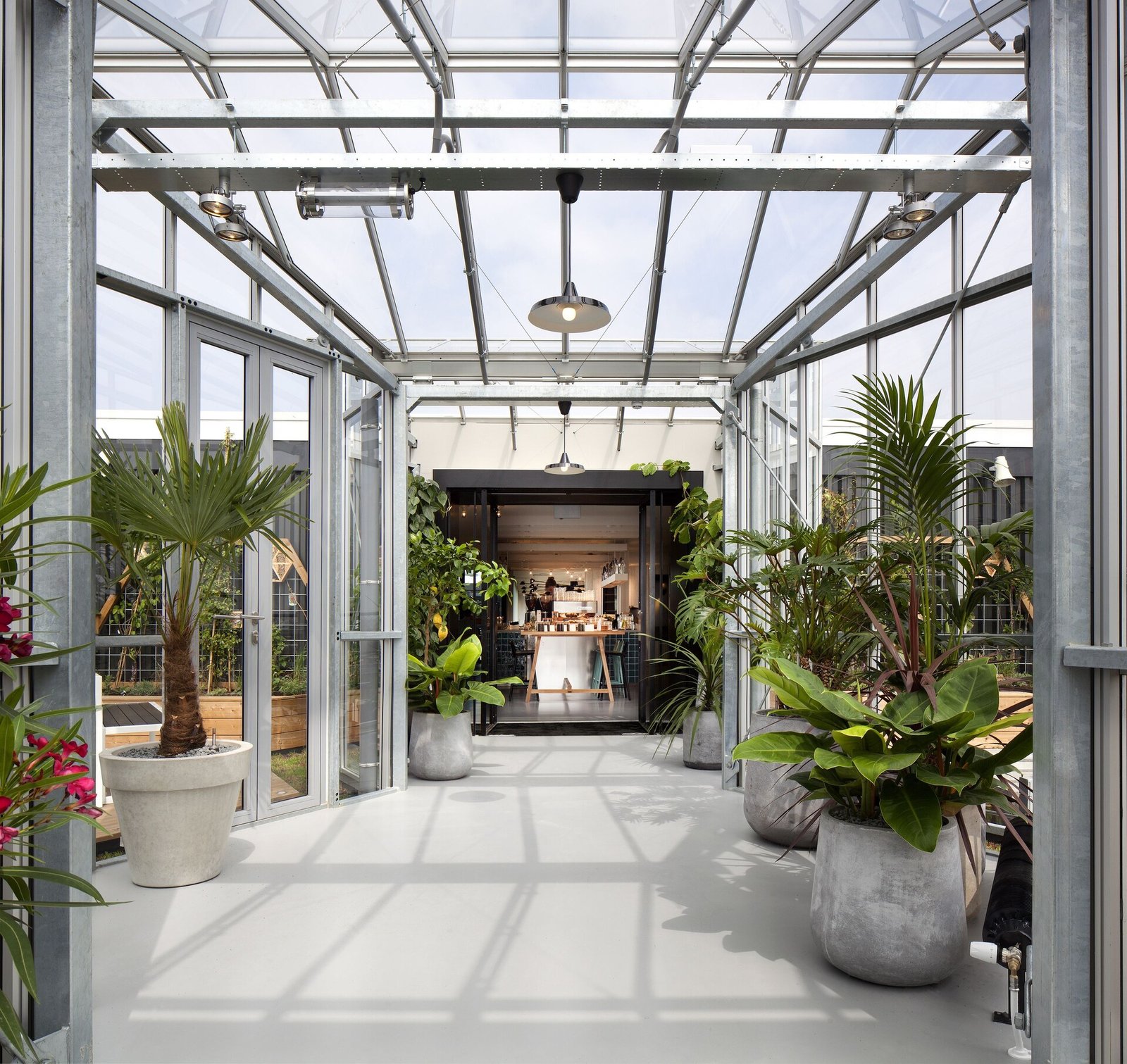 Zoku Amsterdam — vibe