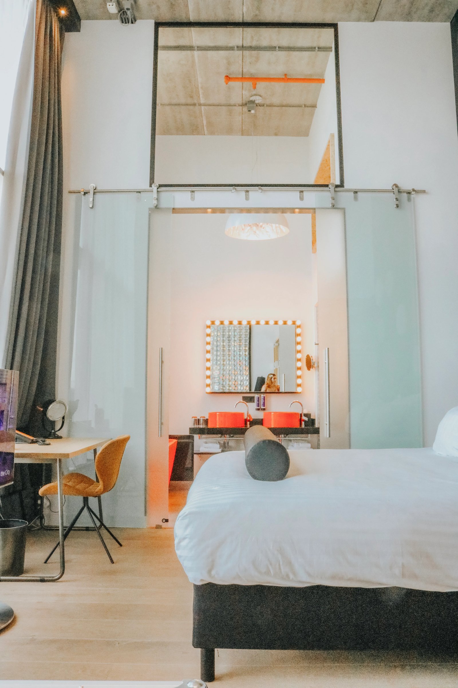 Jaz In The City Amsterdam — rooms