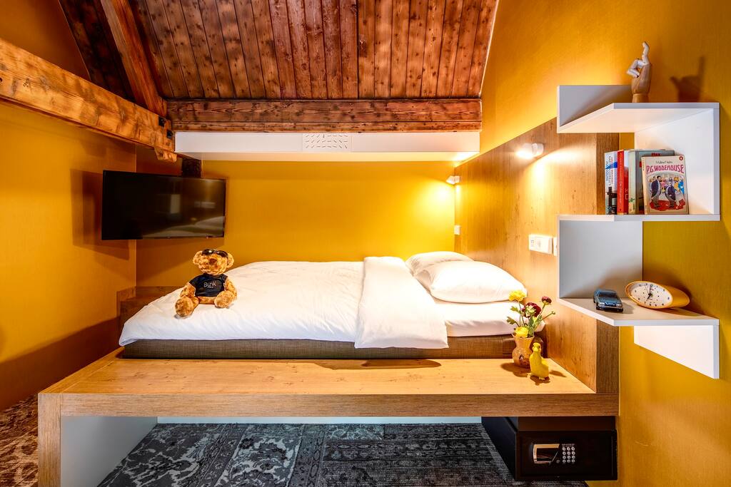 Bunk Hotel Amsterdam — rooms