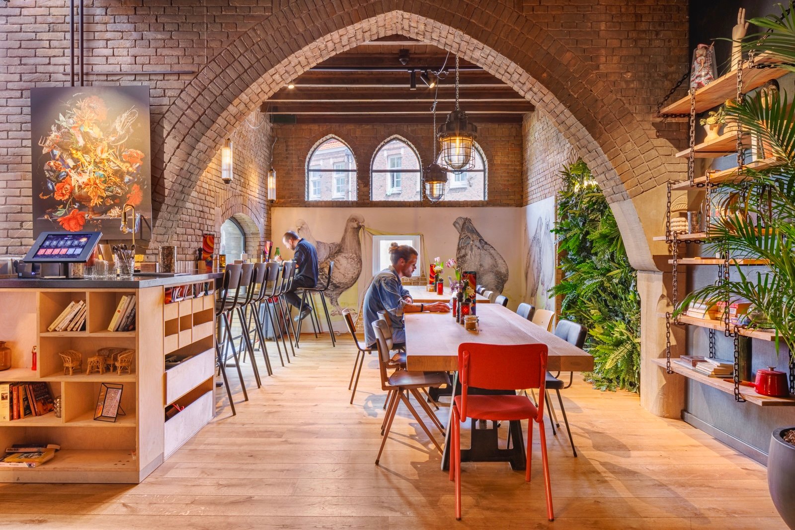 Bunk Hotel Amsterdam — eat & drink